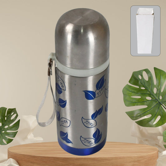 Compact stainless steel water bottle