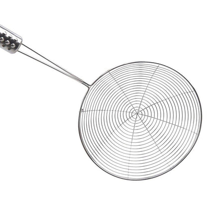 Kitchen strainer for small quantities of hot oil