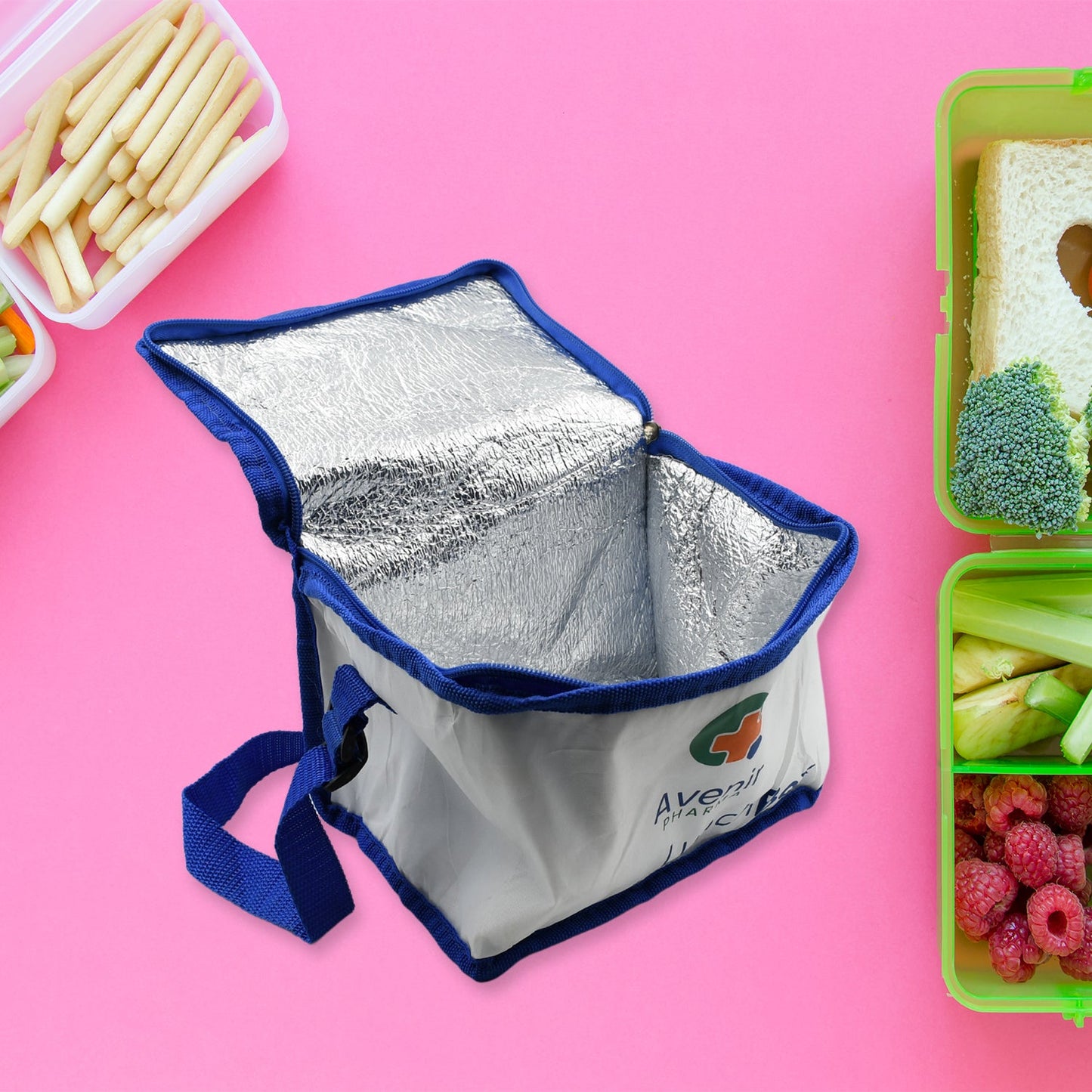 Mini lunch box bag, waterproof and insulated for snacks.